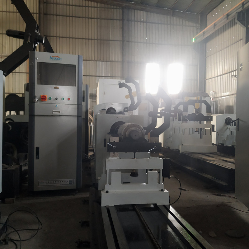 YYW-300A universal joint drive dynamic balancing machine