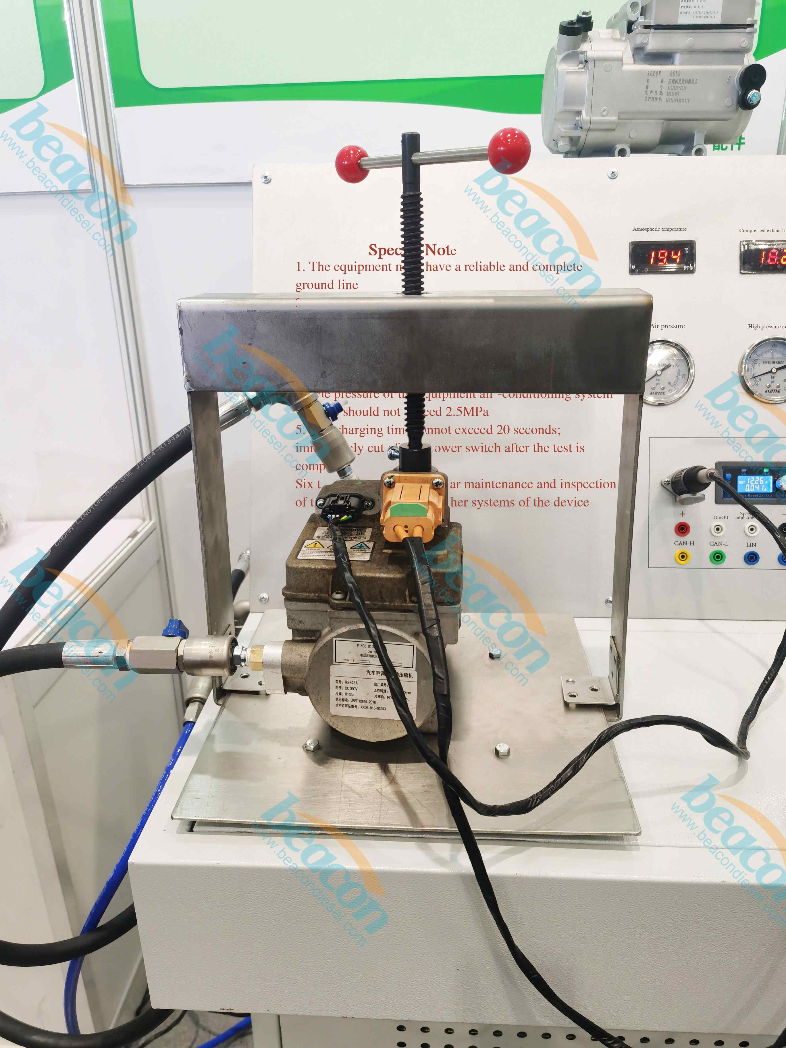 Accurate automobile air conditioning compressor pressure performance